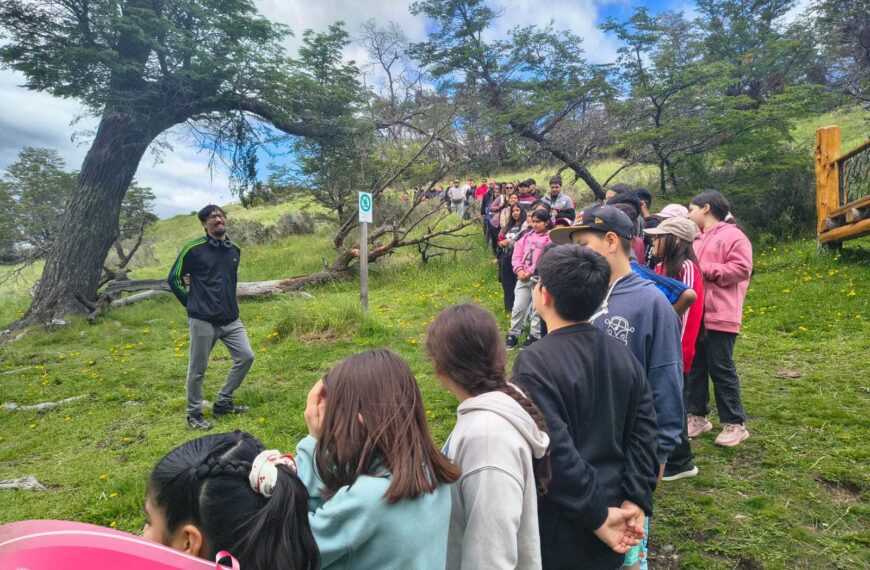 Caminata educativa y familiar en la Reserva Natural y Educativa Cerro de la Cruz
