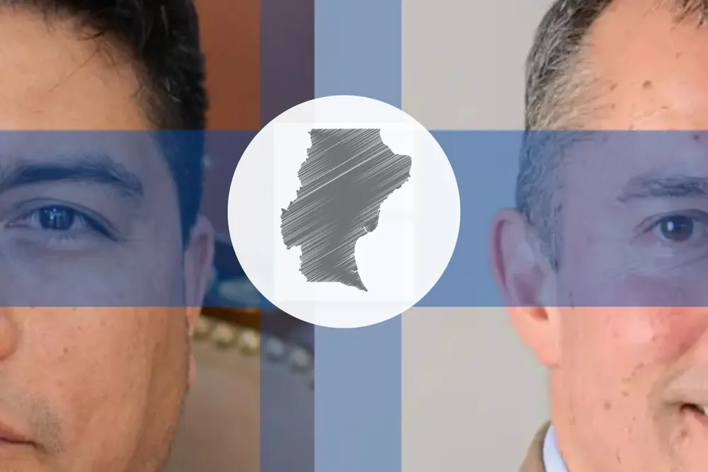 Tarjeta de Presentación Diseñadora Web Minimalista Tipográfico Blanco y Negro (26)