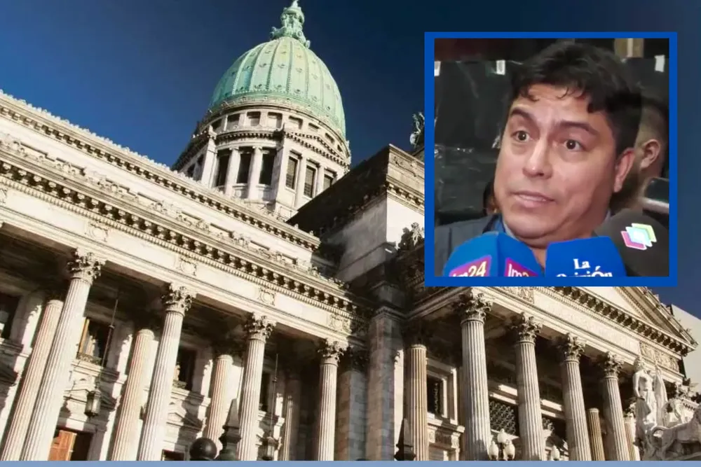 Tarjeta de Presentación Diseñadora Web Minimalista Tipográfico Blanco y Negro (33)