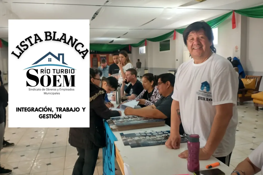 Tarjeta de Presentación Diseñadora Web Minimalista Tipográfico Blanco y Negro