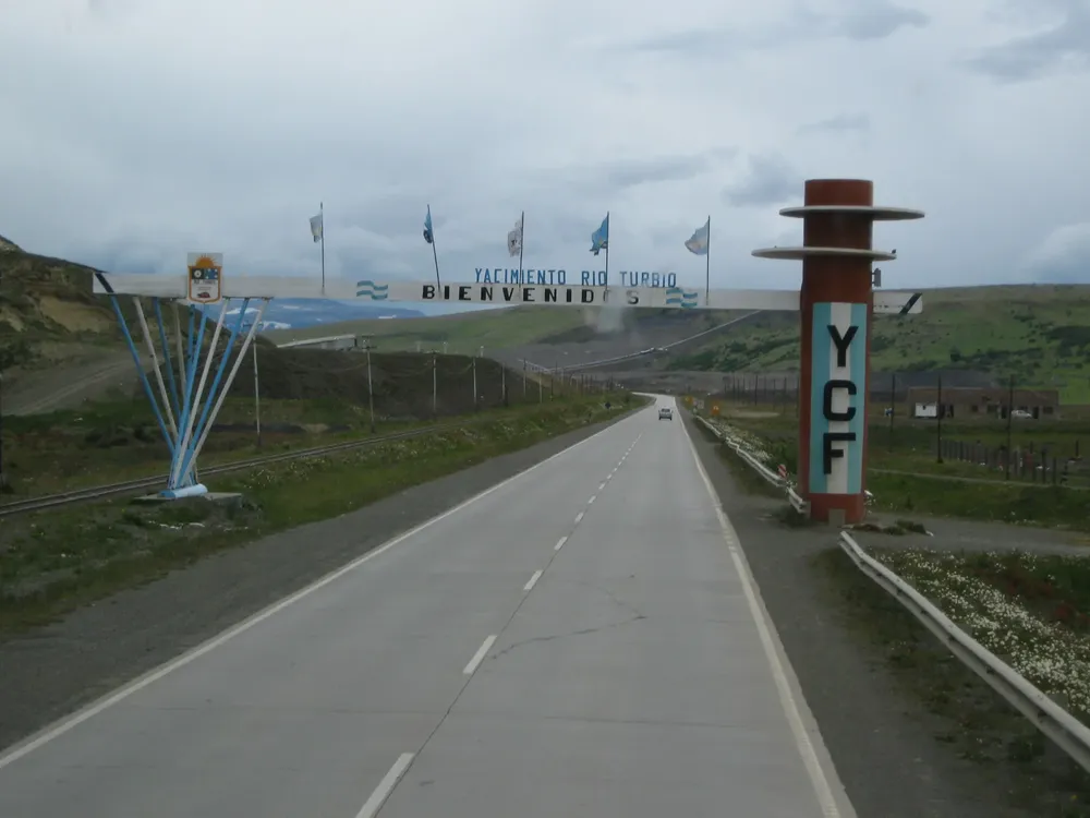 Entrada_de_Yacimientos_Río_Turbio